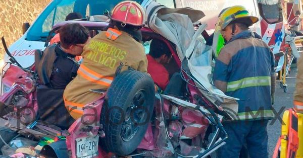 Deja choque un deceso y cuatro heridos prensados en autopista Puebla - Atlixco