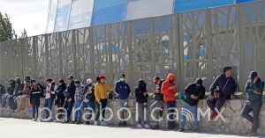 Se forman desde la madrugada por boletos para el Puebla vs América