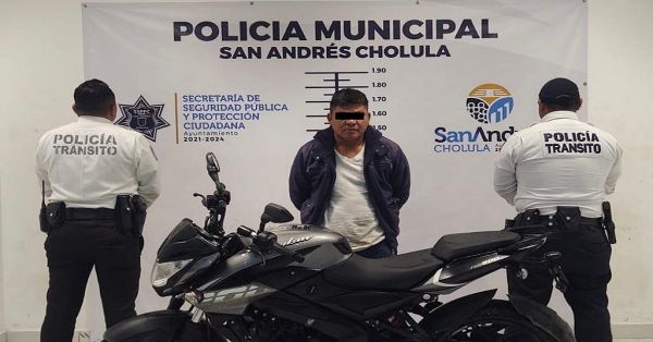 Recuperan en San Andrés Cholula motocicleta con reporte de robo