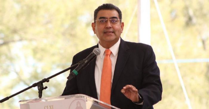 "Uso mis recursos para mis actividades", dice Sergio Salom&oacute;n y recomienda al alcalde hacer lo mismo