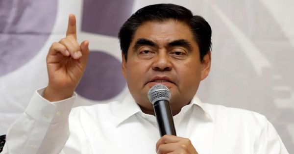 Pide gobernador de Puebla evitar promocionarse con fines electorales