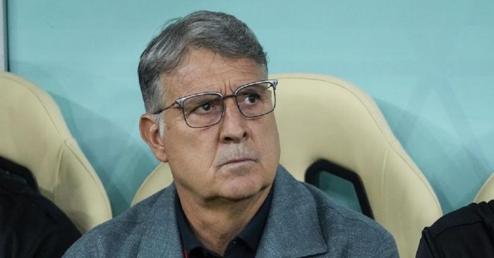 Platica Gerardo Martino con el DT de Argentina pese ser derrotado