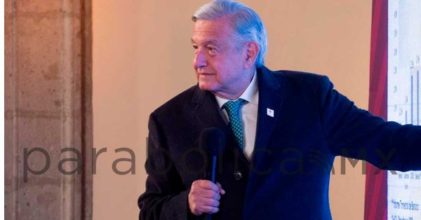 Acusa López Obrador a EEUU de avalar “maniobra truculenta” en Perú