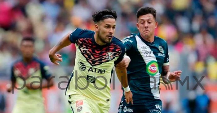 Chocan Andrés Vaca y Bruno Valdez tras la salida del jugador del Club América
