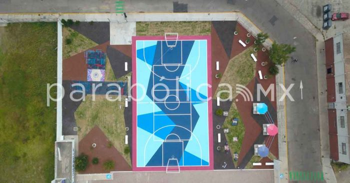 Entrega ayuntamiento la rehabilitaci&oacute;n del complejo deportivo Loma Bella