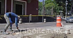 Atenderá Infraestructura lajas desprendidas de calles del Centro Histórico