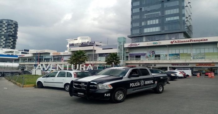Fortalecen  esquemas de seguridad en plazas comerciales de San Andr&eacute;s Cholula
