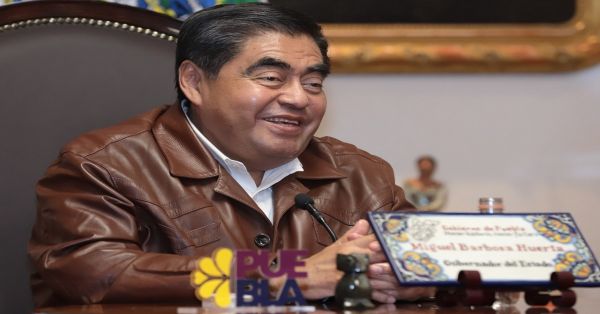 Refleja marcha de AMLO renovaci&oacute;n e incremento del apoyo social a la 4T: MBH