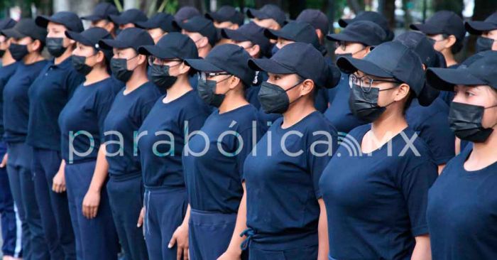 Propone al Congreso de 3 meses a 7 años de cárcel a policías sin certificación