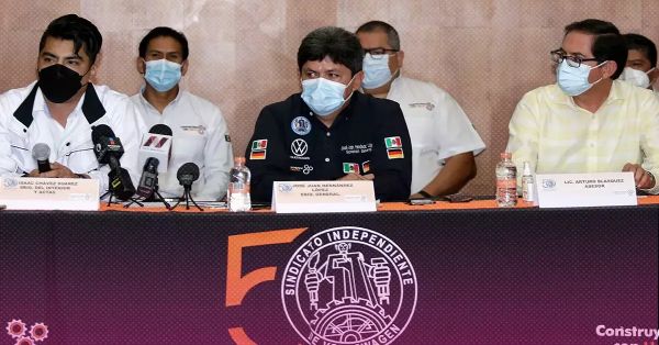 Recibir&aacute;n sanciones trabajadores del Sindicato de VW que falten a la nueva consulta