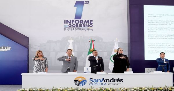 Rinde Mundo Tlatehui Primer Informe de Gobierno