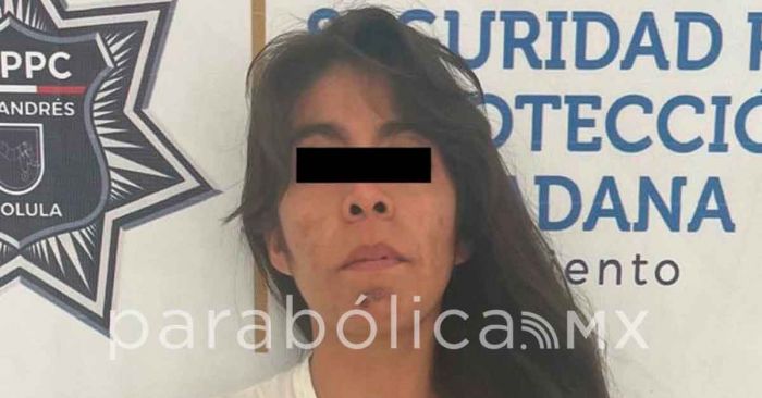 Cae mujer por robo a Elektra de la Recta a Cholula; buscan a sus complices