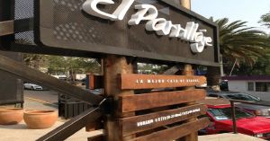 Roba comando armado medio millón de pesos en El Parrillaje de La Paz