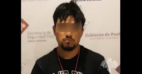 Detienen a un hombre en posesión de aparente droga