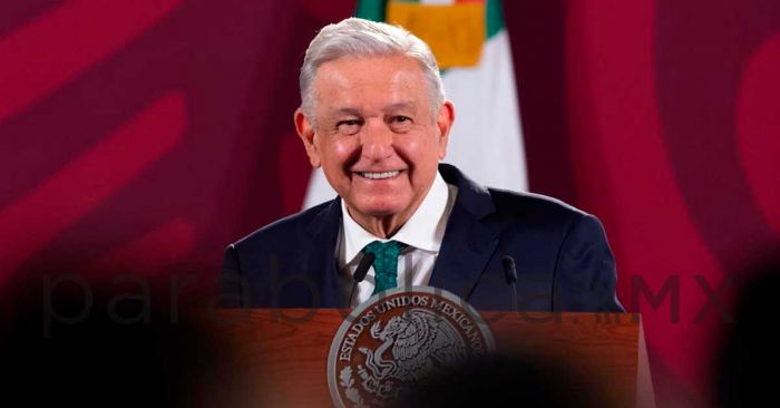 Presenta López Obrador lista de invitados para el Grito de Independencia