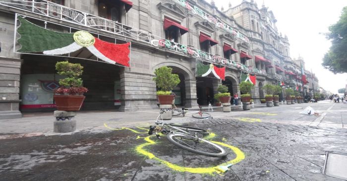 Cuestionan ciclistas falta de cinemómetros en Puebla