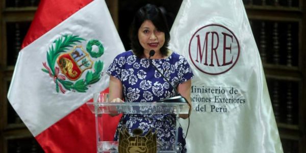 Da Per&uacute; 72 horas al Embajador Mexicano para que salga del pa&iacute;s