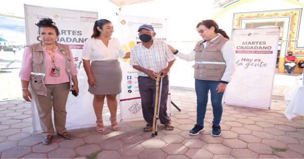 Apoyan a personas con discapacidad en Yeloixtlahuaca