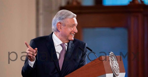 “El padre de la desigualdad”, se burla AMLO de la ciudadanía española de Salinas de Gortari