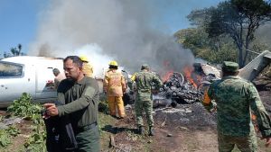 Mueren seis militares tras desplome de aeronave de la Fuerza Aérea en Veracruz