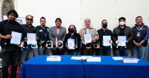 Impulsa ayuntamiento el talento de escritores poblanos