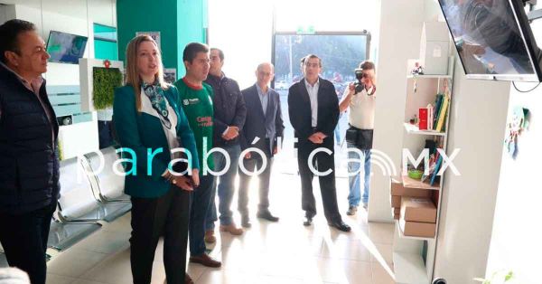 Atestigua ayuntamiento la apertura del "Centro de Bienestar y Salud&rdquo; en Plaza Dorada