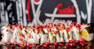 Presentan en Puebla capital en Sushi en Nogada