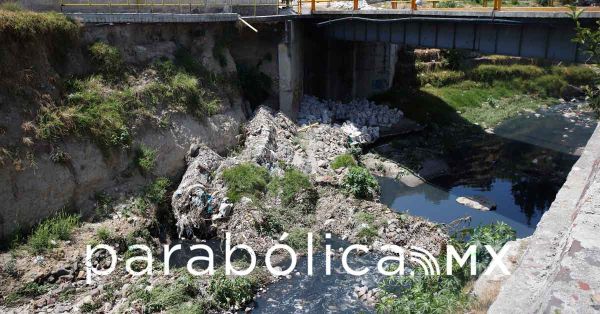 Siguen sin dar con el paradero del sujeto que se lanzó al Río Alseseca: Ayuntamiento