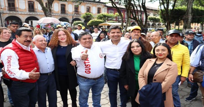 Visita Lalo Rivera Huachinango y Chignahuapan como parte de su campaña