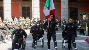 Preside AMLO abanderamiento de atletas paralímpicos rumbo a Santiago de Chile 2023