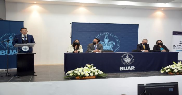 Regreso a las aulas favorece desarrollo de los estudiantes en la BUAP
