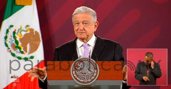 Reconoce AMLO a Rocío Nahle y Octavio Romero y asegura que “no son ratas”