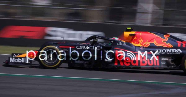 Remonta Checo Pérez 9 lugares y culmina sexto en Silverstone