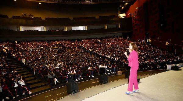 Imparte Liliana Ortiz la charla &ldquo;Qui&eacute;rete&rdquo; para prevenir el embarazo adolescente