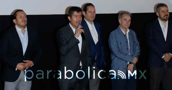 Iniciar&aacute; en un par de meses la remodelaci&oacute;n de la Avenida Ju&aacute;rez: Eduardo Rivera