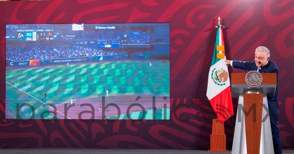 Celebra AMLO victoria de México ante Estados Unidos en el Clásico Mundial de Beisbol