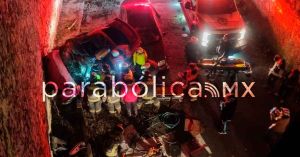 Deja 4 personas prensadas aparatoso accidente  en Amozoc