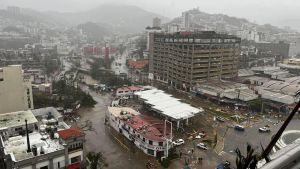 Hay 27 muertos por huracán Otis