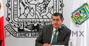 Se suma Sergio Salomón en defensa de AMLO ante Perú