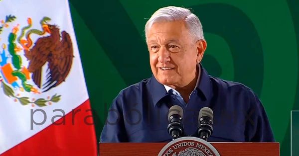 Invita AMLO a escuchar estaciones de música clásica en lugar de desinformación en la radio