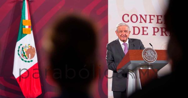 Seguiremos protestando por la destitución de Pedro Castillo en Perú: López Obrador