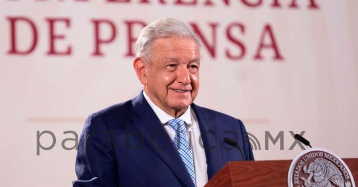 Adelanta AMLO alianza con PT y PVEM para 2024