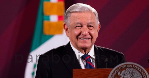 Llama López Obrador a seguir con la transformación de México