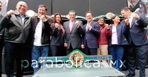 Develan diputados cintur&oacute;n conmemorativo de la Batalla del 5 de Mayo