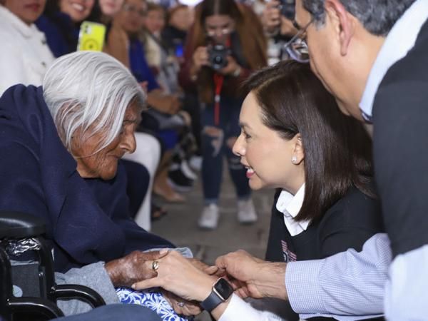 Refrendan Sergio Salomón y Gaby Bonilla compromiso con quienes más lo necesitan