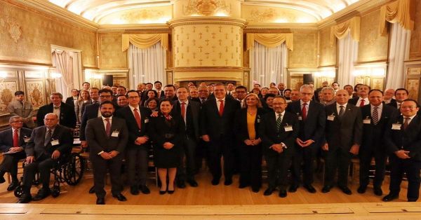 Recibe AMLO a la delegación de congresistas de los Estados Unidos