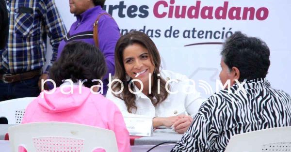 Orienta Econom&iacute;a estatal a emprendedores de Zacatl&aacute;n; acude Olivia Salom&oacute;n