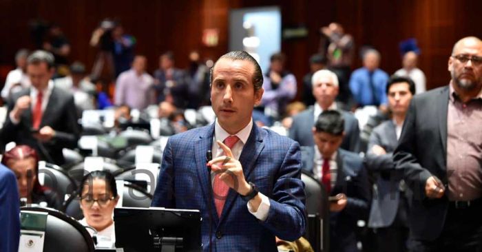 Celebran PRI y PAN Ley 3 de 3 que busca que ning&uacute;n deudor alimentario ocupe cargos p&uacute;blicos