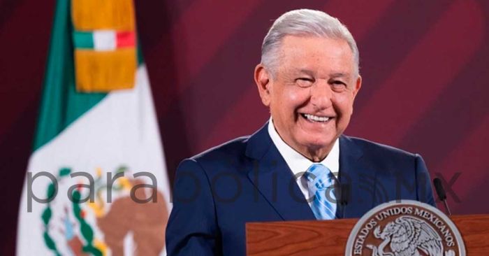 Felicita L&oacute;pez Obrador a Guillermo del Toro por ganar el Oscar con su versi&oacute;n de Pinocho