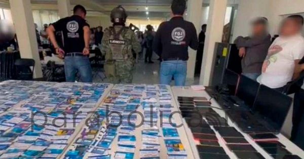 Desmantelan call center en Neza por fraude y extorsión